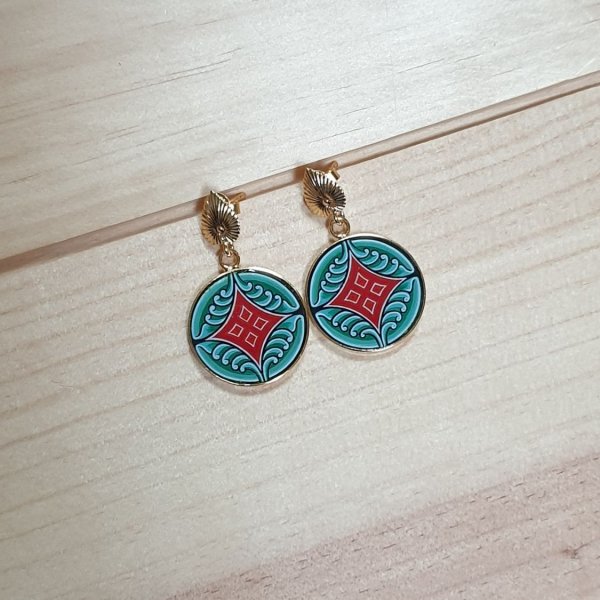 Boucles d'oreille enluminure motif v&eacute;g&eacute;tal m&eacute;di&eacute;val