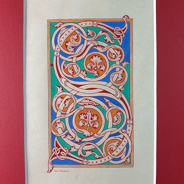 Lettre S enluminée avec motifs végétaux de style roman.