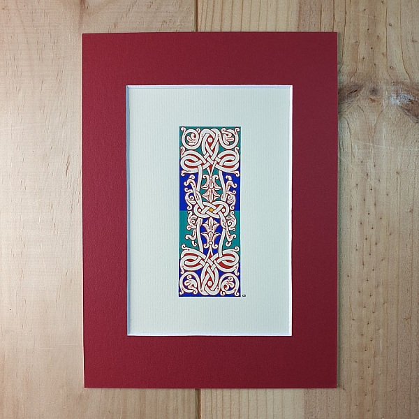 Lettre I enluminée avec entrelacs décoratifs de style roman.