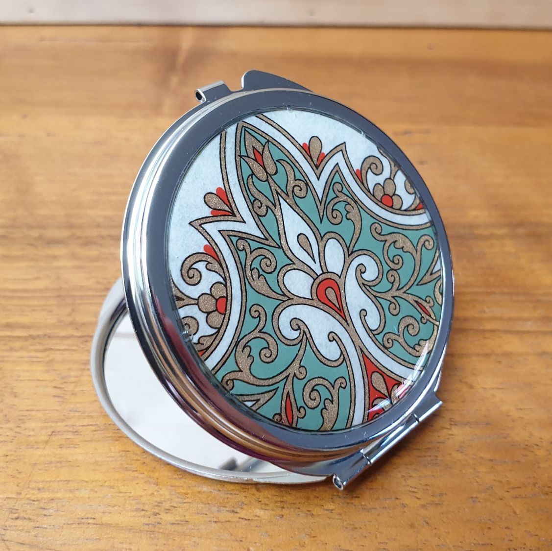 Taschenspiegel mit Illumination Arabesken